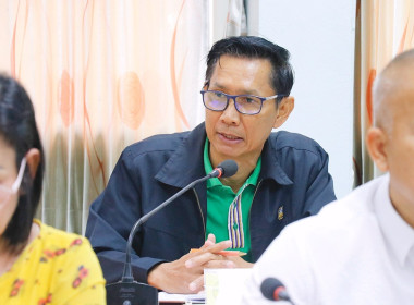 การประชุมคณะอนุกรรมการส่งเสริมและพัฒนาอาชีพตามนโยบายที่ดินแห่งชาติ (คทช.) สำนักงานสหกรณ์จังหวัดนครศรีธรรมราช ครั้งที่ 1/2568 โดยมีหัวหน้าส่วนราชการ และหน่วยงานเอกชนที่เกี่ยวข้อง พร้อมด้วย นายศิวกร ศรีภักดี สหกรณ์จังหวัดนครศรีธรรมราช คณะทำงานและเลขานุการ ... พารามิเตอร์รูปภาพ 12